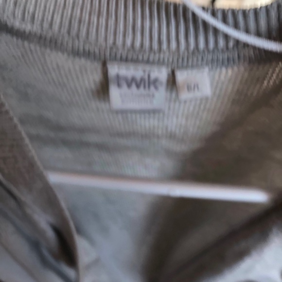 Long sweater vest - Picture 3 of 3